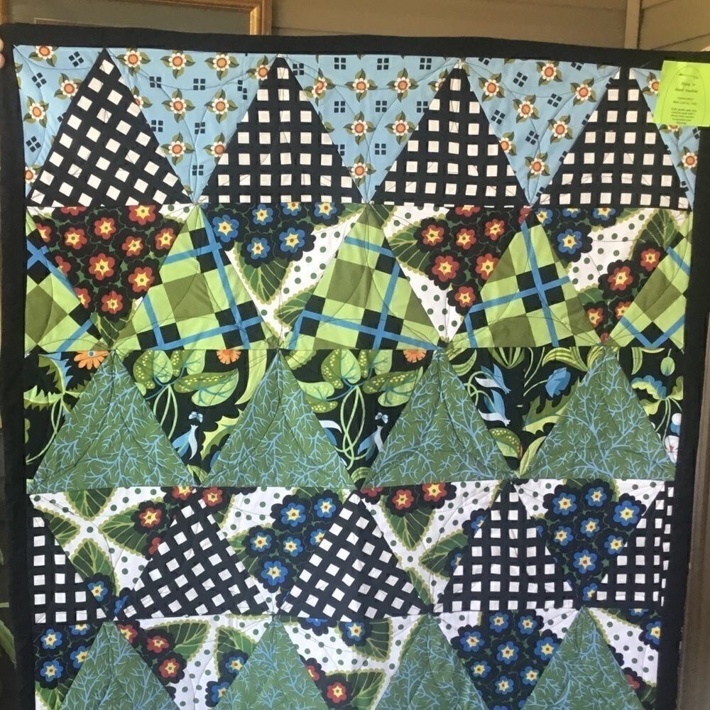 Handmade Lap Quilt Triangles - Picture 6 of 14